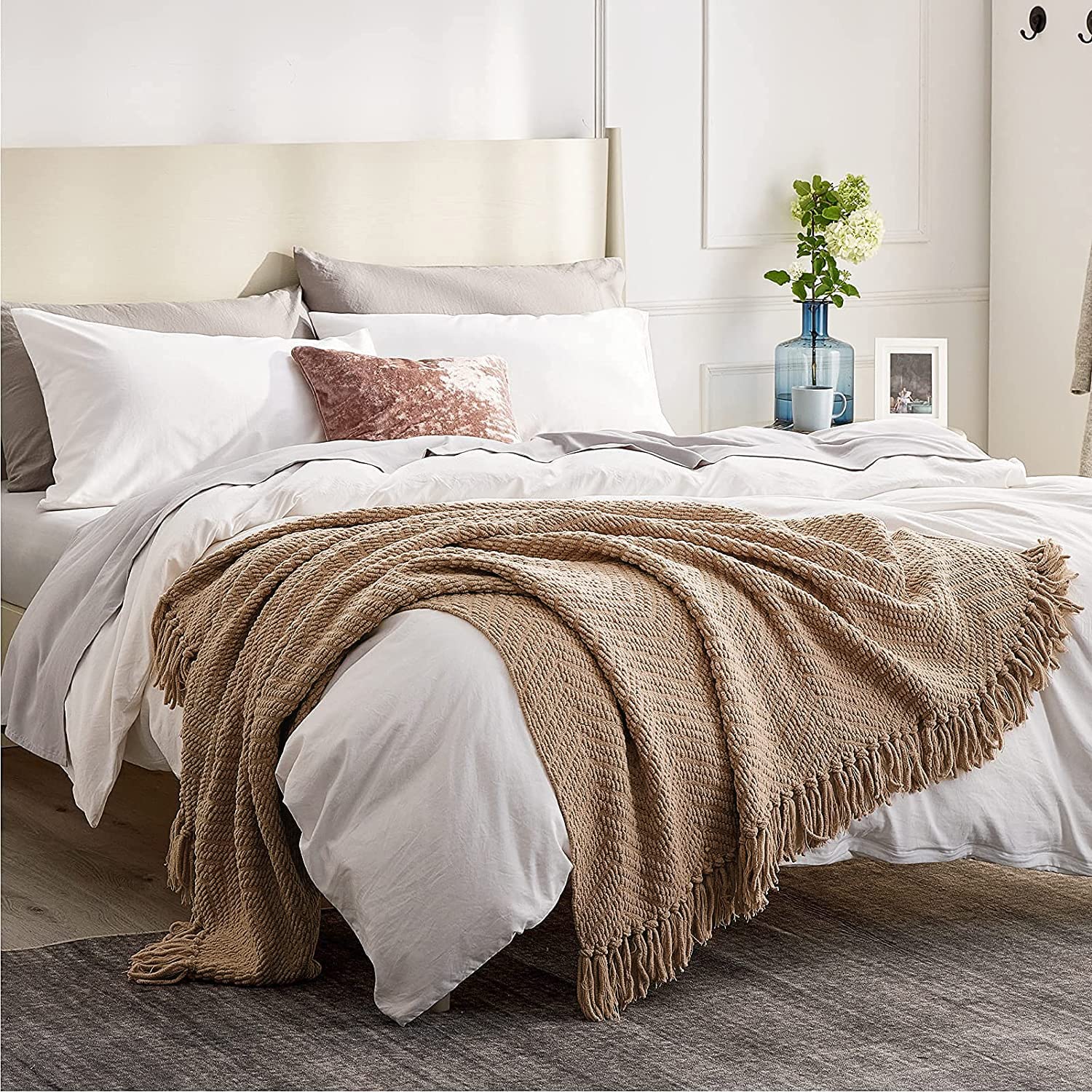 Amazon.com: Bedsure Throw Blankets for Couch - Textured